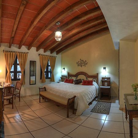 La Casa Del Laurel Hotel Taxco de Alarcon Exterior photo